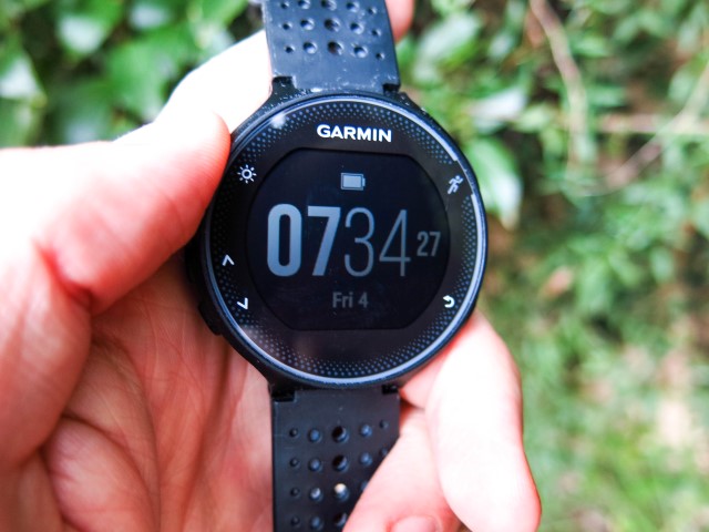 Garmin forerunner outlet 235 cena